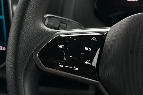 DC74FSZ Volkswagen Id. Buzz Cargo 210kW Commerce 79kWh Auto Thumbnail #37