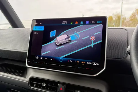 DC74FSZ Volkswagen Id. Buzz Cargo 210kW Commerce 79kWh Auto Thumbnail #51