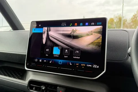 DC74FSZ Volkswagen Id. Buzz Cargo 210kW Commerce 79kWh Auto Thumbnail #52