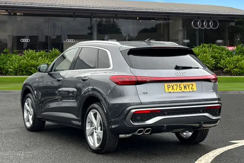 PX75WYZ Audi Q5 SUV S line TDI quattro 204 PS S tronic Thumbnail #3