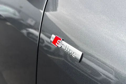 PX75WYZ Audi Q5 SUV S line TDI quattro 204 PS S tronic Thumbnail #26