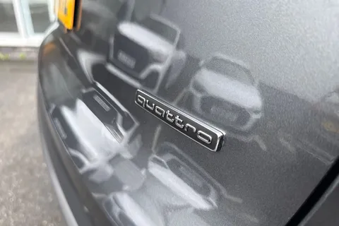 PX75WYZ Audi Q5 SUV S line TDI quattro 204 PS S tronic Thumbnail #33