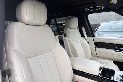 Land Rover Range Rover 3.0 P460e 38.2kWh Edition Auto 4WD Euro 6 (s/s) 5dr Thumbnail #11
