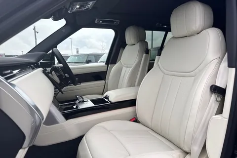 Land Rover Range Rover 3.0 P460e 38.2kWh Edition Auto 4WD Euro 6 (s/s) 5dr Thumbnail #12