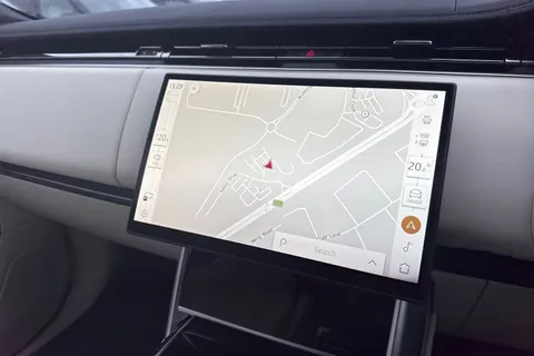 Land Rover Range Rover 3.0 P460e 38.2kWh Edition Auto 4WD Euro 6 (s/s) 5dr Thumbnail #15