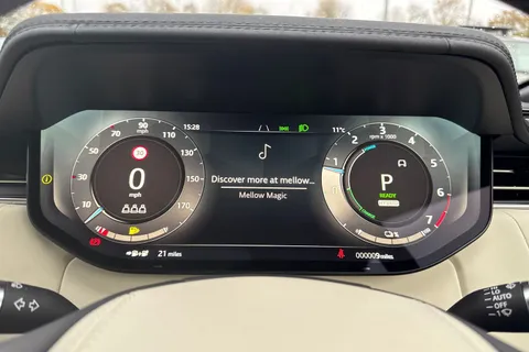 Land Rover Range Rover 3.0 P460e 38.2kWh Edition Auto 4WD Euro 6 (s/s) 5dr Thumbnail #16