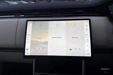 Land Rover Range Rover 3.0 P460e 38.2kWh Edition Auto 4WD Euro 6 (s/s) 5dr Thumbnail #21