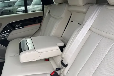 Land Rover Range Rover 3.0 P460e 38.2kWh Edition Auto 4WD Euro 6 (s/s) 5dr Thumbnail #27