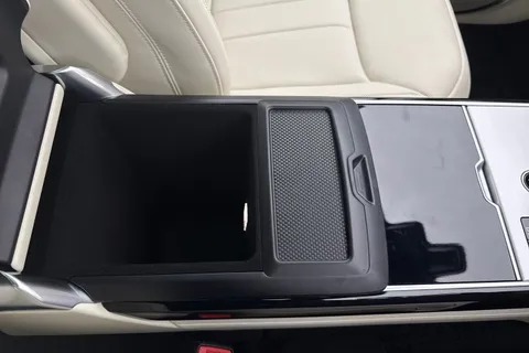 Land Rover Range Rover 3.0 P460e 38.2kWh Edition Auto 4WD Euro 6 (s/s) 5dr Thumbnail #52