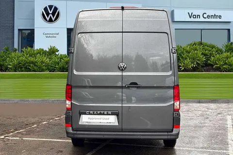 PE75VUH Volkswagen Crafter CR35 Panel van Commerce MWB 140 PS 2.0 TDI 8sp Automatic FWD Thumbnail #9