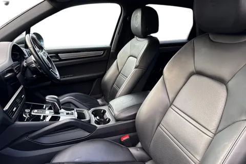 VX20UAL Porsche Cayenne 2.9T V6 S TiptronicS 4WD Euro 6 (s/s) 5dr Thumbnail #12