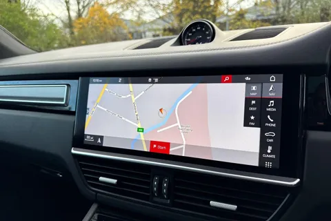 VX20UAL Porsche Cayenne 2.9T V6 S TiptronicS 4WD Euro 6 (s/s) 5dr Thumbnail #13