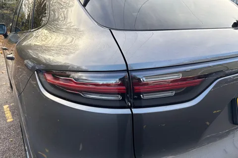 VX20UAL Porsche Cayenne 2.9T V6 S TiptronicS 4WD Euro 6 (s/s) 5dr Thumbnail #17