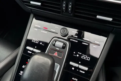 VX20UAL Porsche Cayenne 2.9T V6 S TiptronicS 4WD Euro 6 (s/s) 5dr Thumbnail #20