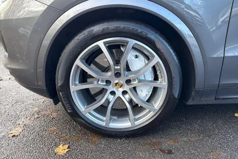 VX20UAL Porsche Cayenne 2.9T V6 S TiptronicS 4WD Euro 6 (s/s) 5dr Thumbnail #24