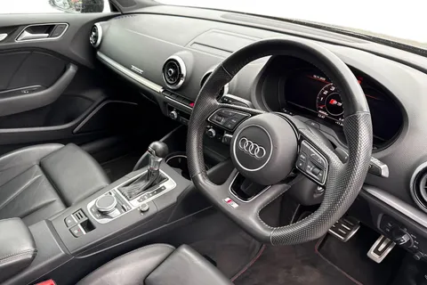 14 of 51 for Audi S3 Black Edition TFSI 300 PS S tronic