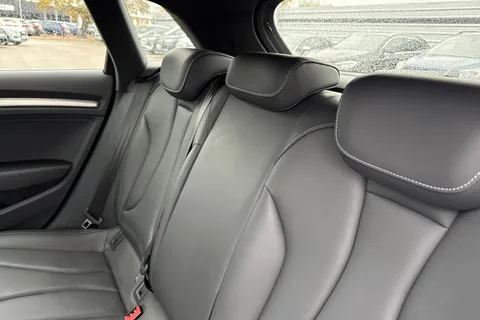 19 of 51 for Audi S3 Black Edition TFSI 300 PS S tronic