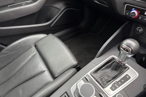 20 of 51 for Audi S3 Black Edition TFSI 300 PS S tronic