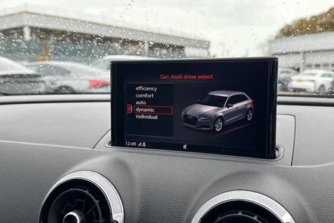 33 of 51 for Audi S3 Black Edition TFSI 300 PS S tronic