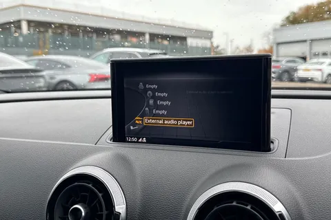 38 of 51 for Audi S3 Black Edition TFSI 300 PS S tronic