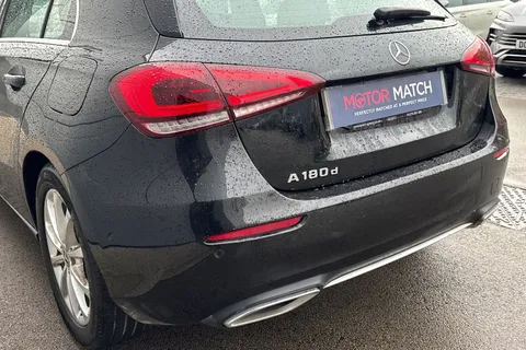 LL69YWT Mercedes-Benz A Class 1.5 A180d Sport (Executive) 7G-DCT Euro 6 (s/s) 5dr Thumbnail #17