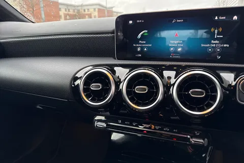 LL69YWT Mercedes-Benz A Class 1.5 A180d Sport (Executive) 7G-DCT Euro 6 (s/s) 5dr Thumbnail #41