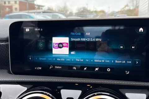 LL69YWT Mercedes-Benz A Class 1.5 A180d Sport (Executive) 7G-DCT Euro 6 (s/s) 5dr Thumbnail #42