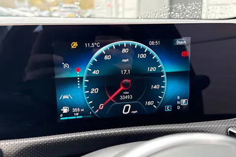 LL69YWT Mercedes-Benz A Class 1.5 A180d Sport (Executive) 7G-DCT Euro 6 (s/s) 5dr Thumbnail #56