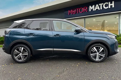 KJ21DSX PEUGEOT 3008 1.5 BlueHDi Allure EAT Euro 6 (s/s) 5dr Thumbnail #4