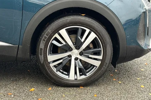KJ21DSX PEUGEOT 3008 1.5 BlueHDi Allure EAT Euro 6 (s/s) 5dr Thumbnail #10