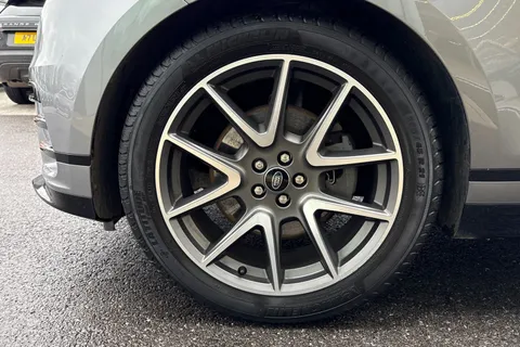 DS72HRJ Land Rover Range Rover Velar 2.0 P250 R-Dynamic HSE 5dr Thumbnail #33