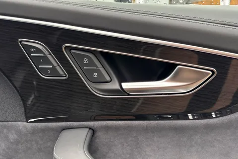  Audi Q7 3.0 TDI V6 Vorsprung Tiptronic quattro Euro 6 (s/s) 5dr Thumbnail #42