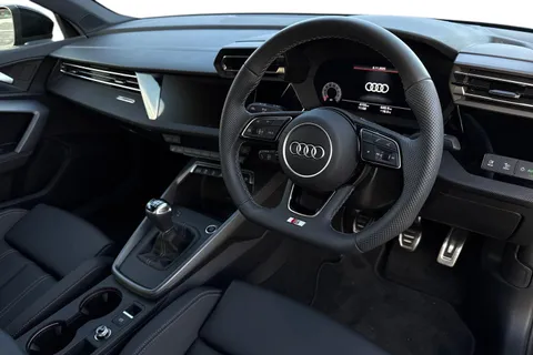 PK25XAY Audi A3 Black Edition 35 TFSI 150 PS 6-speed Thumbnail #15