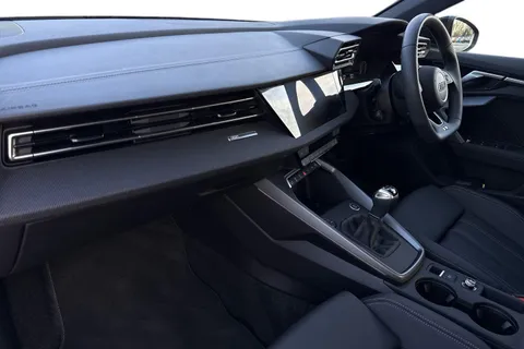 PK25XAY Audi A3 Black Edition 35 TFSI 150 PS 6-speed Thumbnail #16