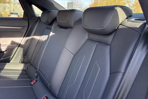 PK25XAY Audi A3 Black Edition 35 TFSI 150 PS 6-speed Thumbnail #20