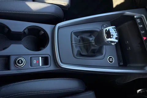 PK25XAY Audi A3 Black Edition 35 TFSI 150 PS 6-speed Thumbnail #24