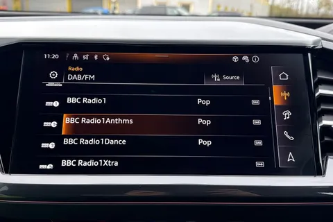 KP25AMK Audi Q4 e-tron Q4 Black Edition 45 e-tron 210,00 kW Thumbnail #43