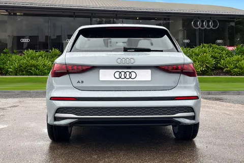  Audi A3 1.5 TFSI Sport Sportback S Tronic Euro 6 (s/s) 5dr Thumbnail #5