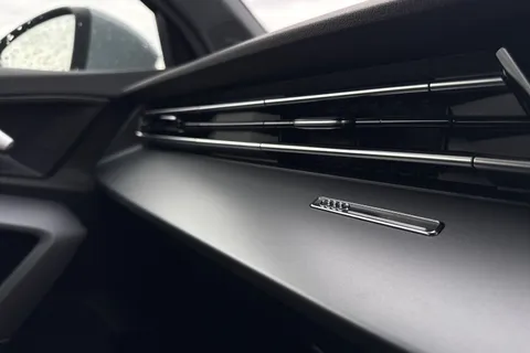  Audi A3 1.5 TFSI Sport Sportback S Tronic Euro 6 (s/s) 5dr Thumbnail #41