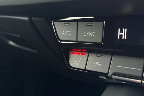  Audi A3 1.5 TFSI Sport Sportback S Tronic Euro 6 (s/s) 5dr Thumbnail #42