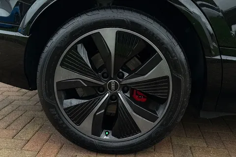Audi Q6 E-Tron 100kWh Edition 1 Auto quattro 5dr Thumbnail #10