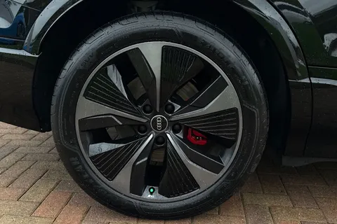 Audi Q6 E-Tron 100kWh Edition 1 Auto quattro 5dr Thumbnail #12