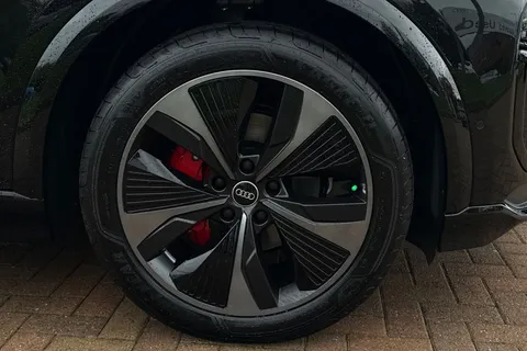 Audi Q6 E-Tron 100kWh Edition 1 Auto quattro 5dr Thumbnail #13