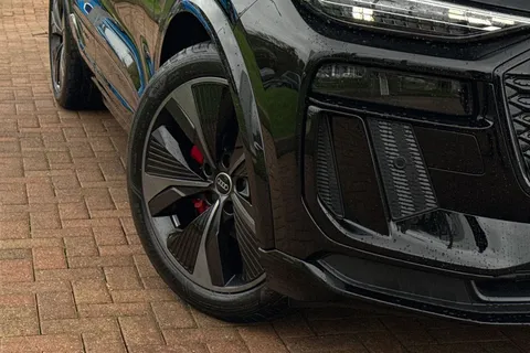 Audi Q6 E-Tron 100kWh Edition 1 Auto quattro 5dr Thumbnail #26
