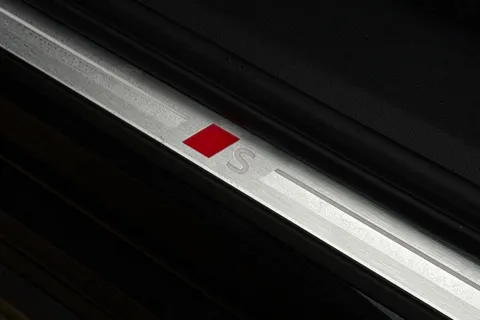 Audi Q6 E-Tron 100kWh Edition 1 Auto quattro 5dr Thumbnail #34