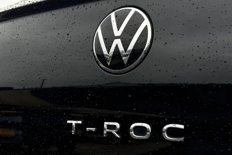 YA73DWE Volkswagen T-Roc 1.5 TSI R-Line 5dr **BLACK PACK + REVERSING CAMERA** Thumbnail #26