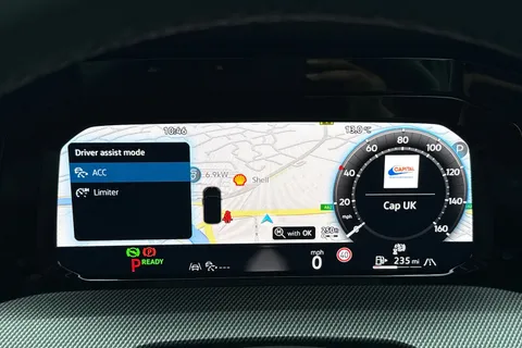 ML25ZFY Volkswagen Golf 1.5 eTSI 150 Black Edition 5dr DSG **AREA VIEW, PARK ASSIST** Thumbnail #36