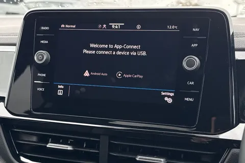 YA73DWE Volkswagen T-Roc 1.5 TSI R-Line 5dr **BLACK PACK + REVERSING CAMERA** Thumbnail #43