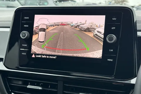 YA73DWE Volkswagen T-Roc 1.5 TSI R-Line 5dr **BLACK PACK + REVERSING CAMERA** Thumbnail #44