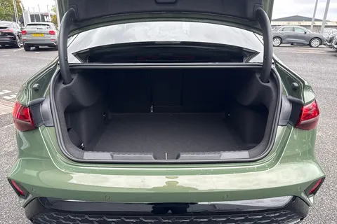  Audi A3 2.0 TDI Black Edition S Tronic Euro 6 (s/s) 4dr Thumbnail #7